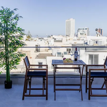 St Julians's Charm Is-Swieqi