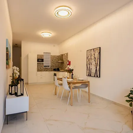 St Julians's Charm Daire Is-Swieqi