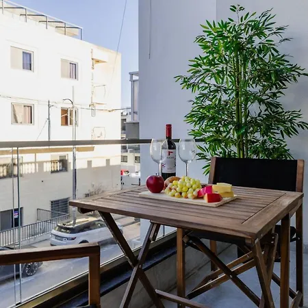 St Julians's Charm Is-Swieqi